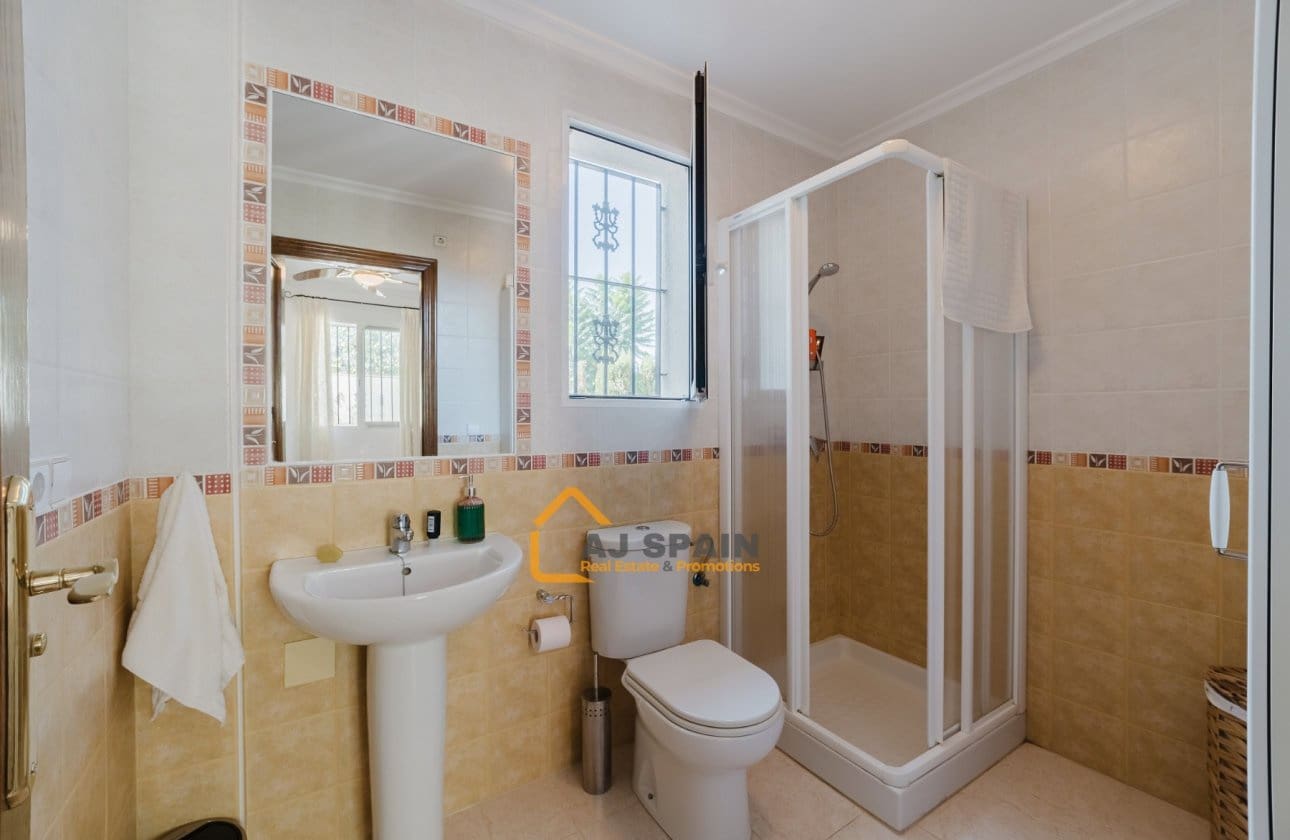 3 sovrum Villa till salu i Fortuna med pool - 249 000 € (Ref: 10014948)