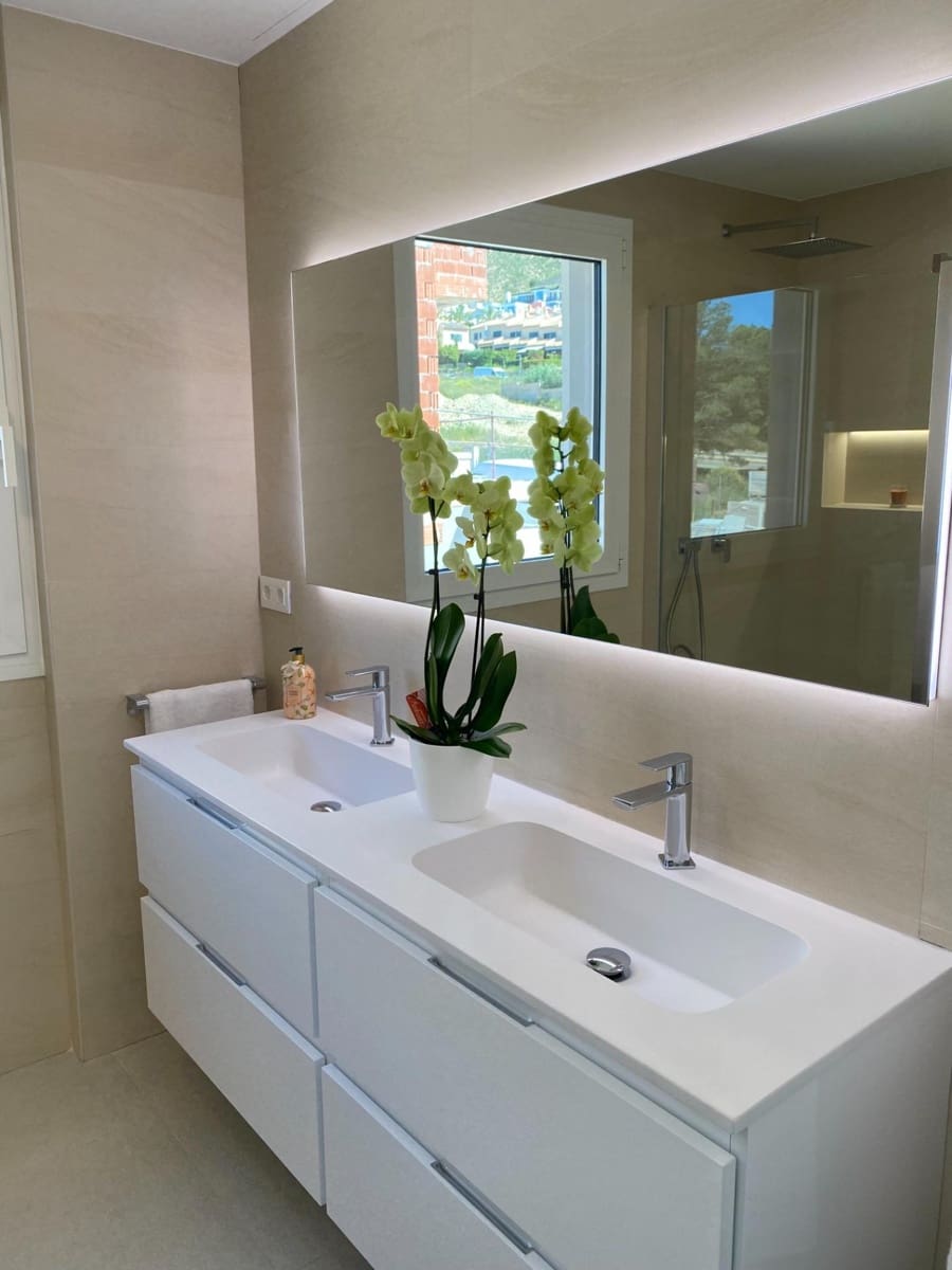 Chalet de 3 habitaciones en Finestrat en venta con piscina garaje - 870.000 € (Ref: 10018832)