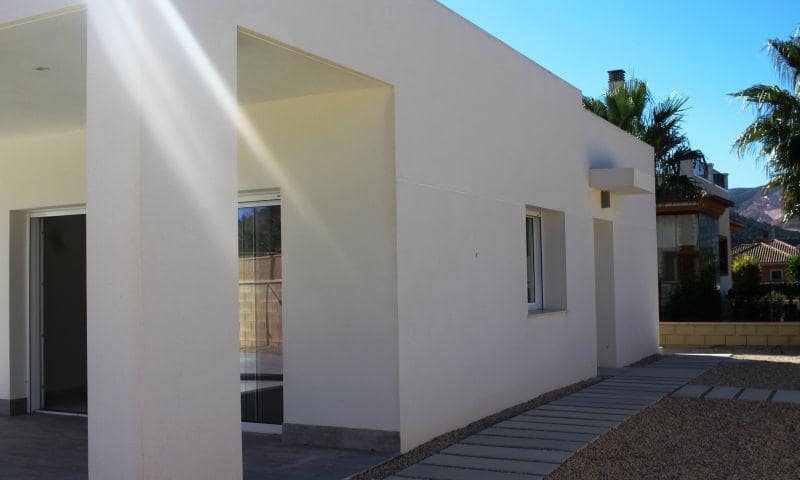 3 quarto Moradia para venda em La Romana com piscina - 375 000 € (Ref: 10018841)