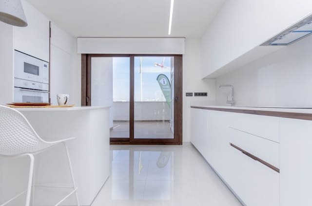 3 quarto Apartamento para venda em Los Balcones com piscina - 310 000 € (Ref: 10018845)