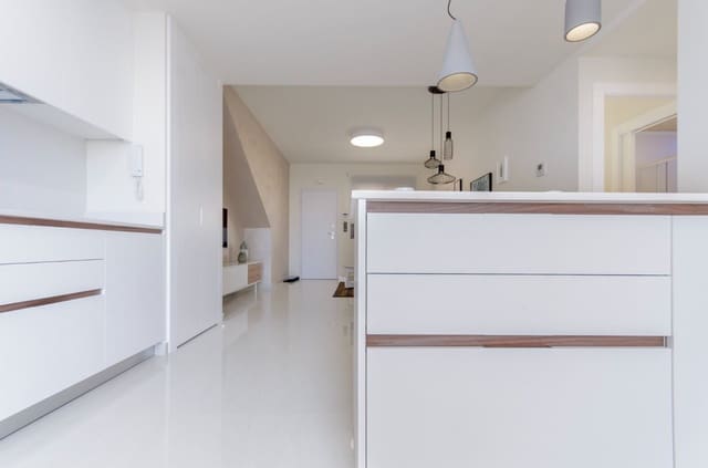 3 quarto Apartamento para venda em Los Balcones com piscina - 310 000 € (Ref: 10018845)