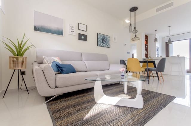 3 quarto Apartamento para venda em Los Balcones com piscina - 310 000 € (Ref: 10018845)
