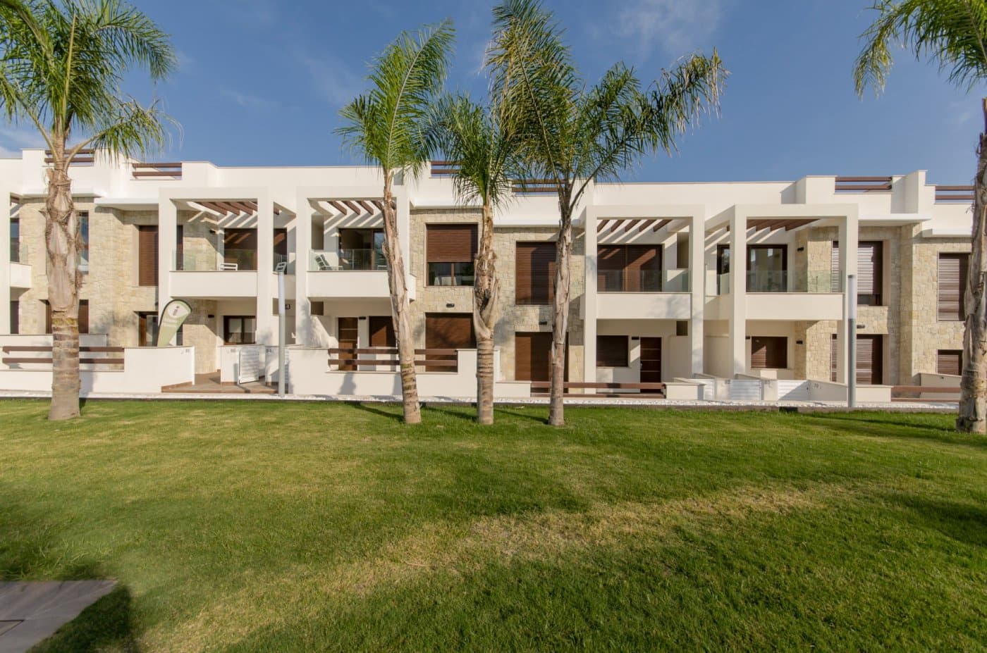 Apartamento de 3 habitaciones en Los Balcones en venta con piscina - 310.000 € (Ref: 10018845)