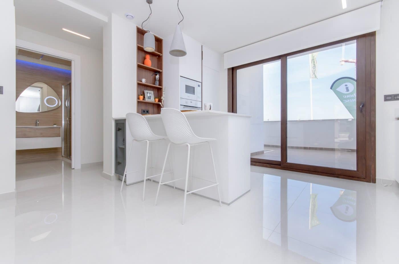 Apartamento de 2 habitaciones en Los Balcones en venta con piscina - 300.000 € (Ref: 10018853)