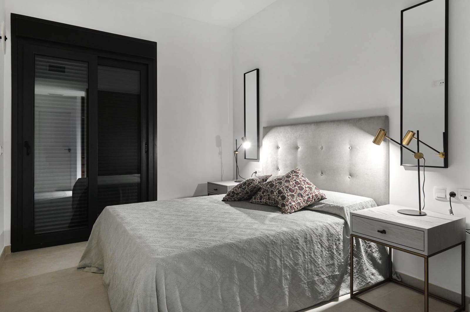 2 quarto Apartamento para venda em Torrevieja com piscina garagem - 380 000 € (Ref: 10018877)