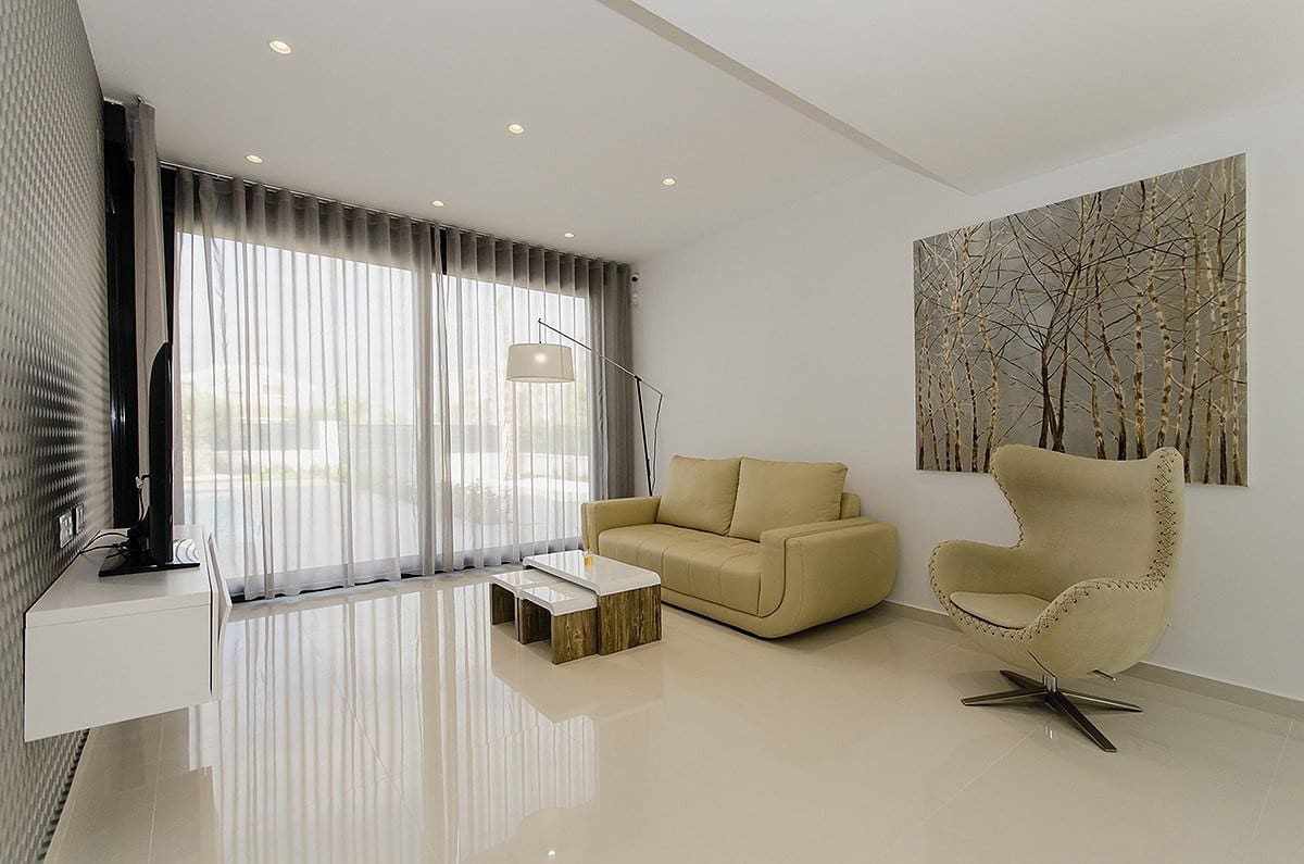 4 sypialnia Willa na sprzedaż w Campoamor z basenem - 995 000 € (Ref: 10018883)