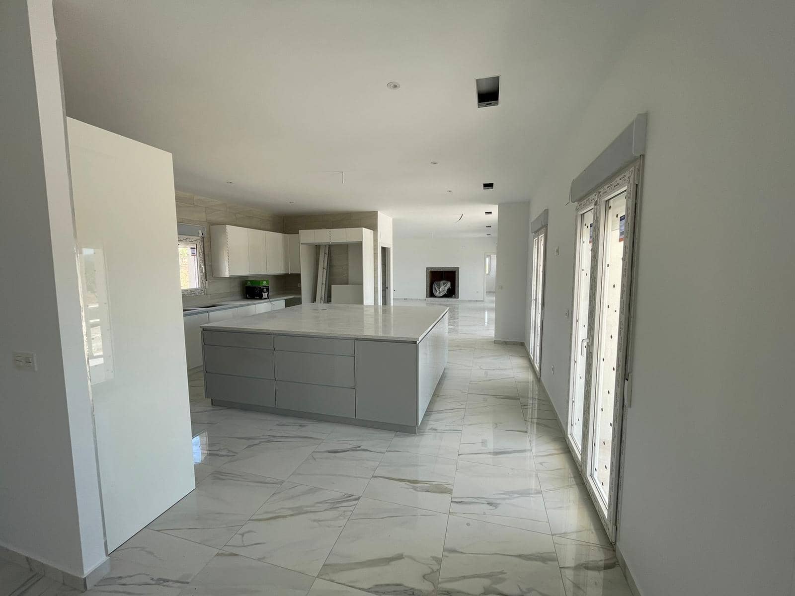6 bedroom Villa for sale in Pinoso with pool garage - € 611,000 (Ref: 10020168)