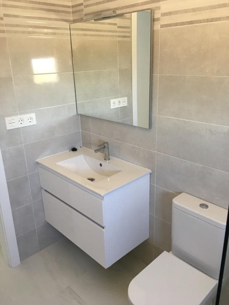 3 slaapkamer Villa te koop in Pinoso met zwembad garage - € 332.000 (Ref: 10020172)