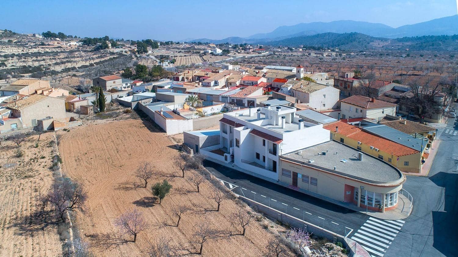 Apartamento de 3 habitaciones en Hondón de las Nieves en venta - 215.000 € (Ref: 10020201)