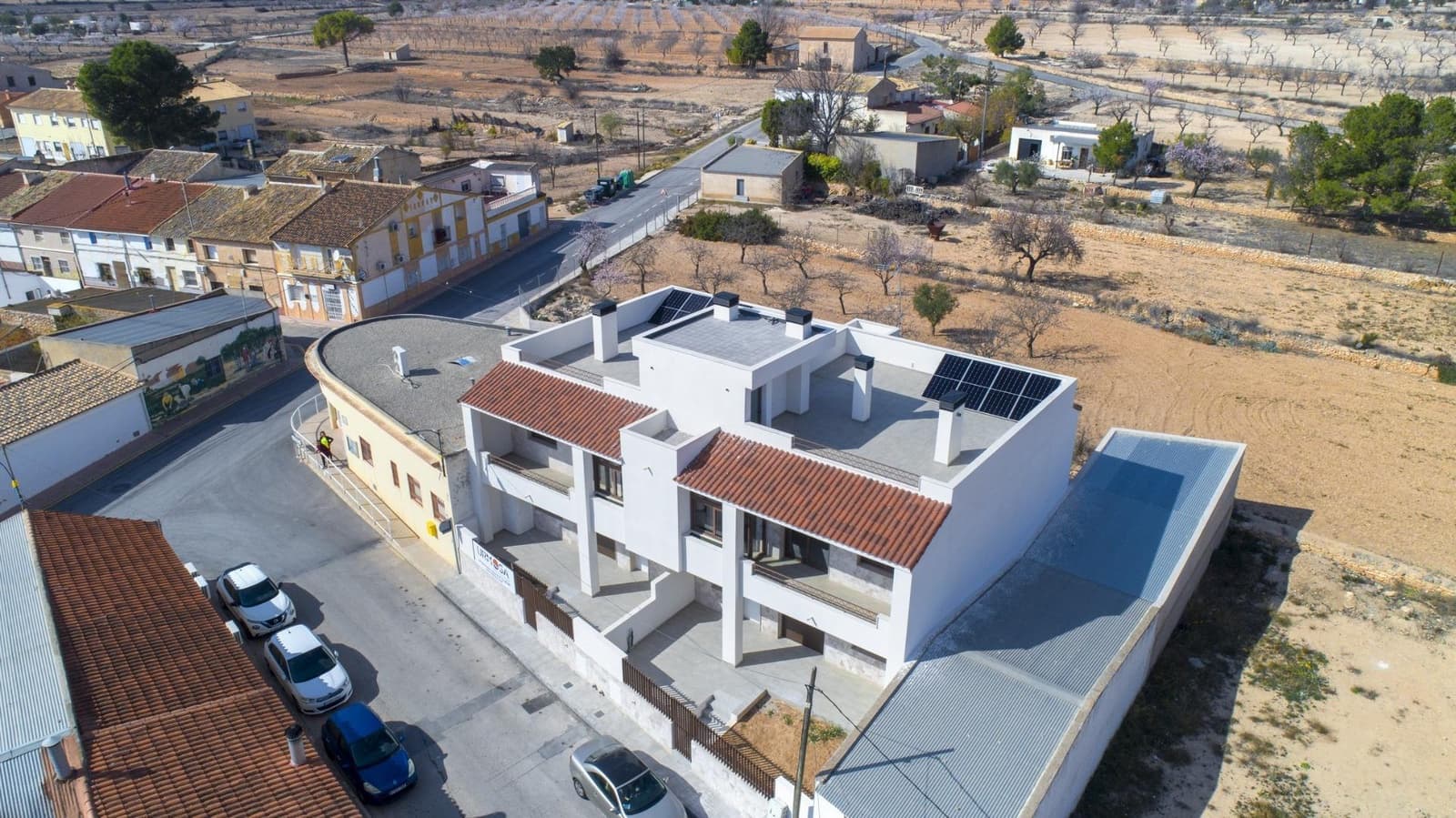 Apartamento de 3 habitaciones en Hondón de las Nieves en venta - 215.000 € (Ref: 10020202)
