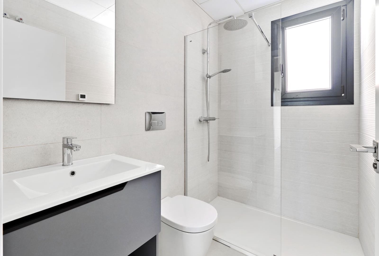 2 quarto Apartamento para venda em Torrevieja com piscina garagem - 380 000 € (Ref: 10020223)