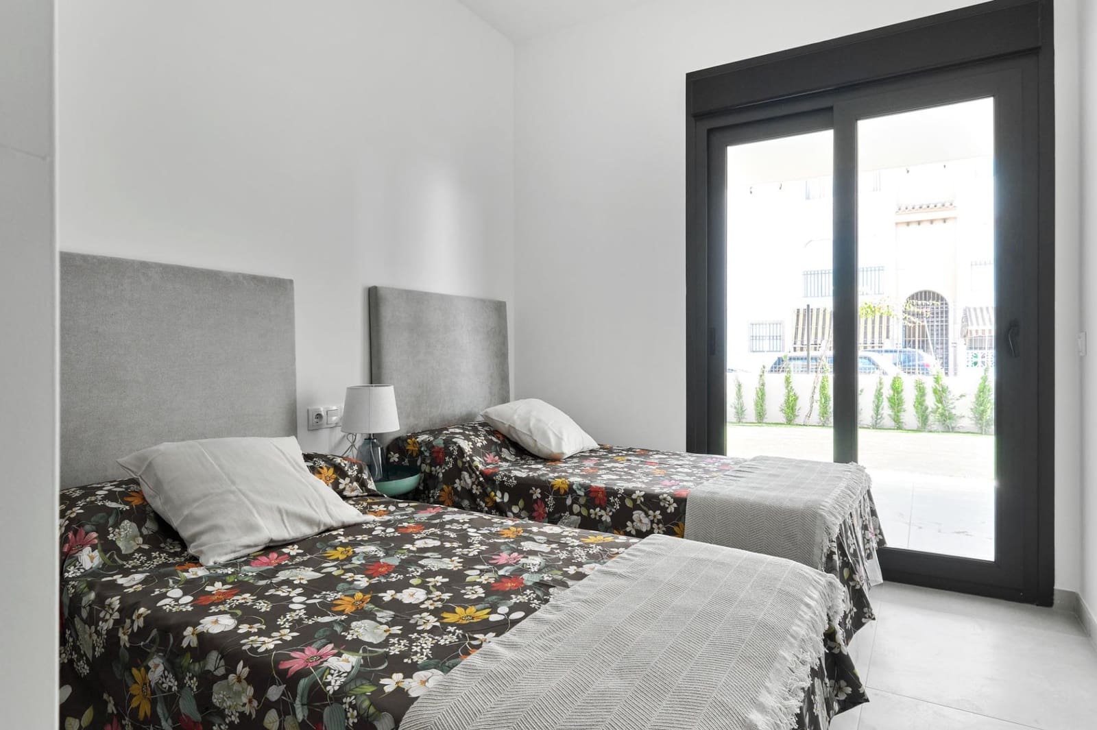 2 quarto Apartamento para venda em Torrevieja com piscina garagem - 380 000 € (Ref: 10020223)