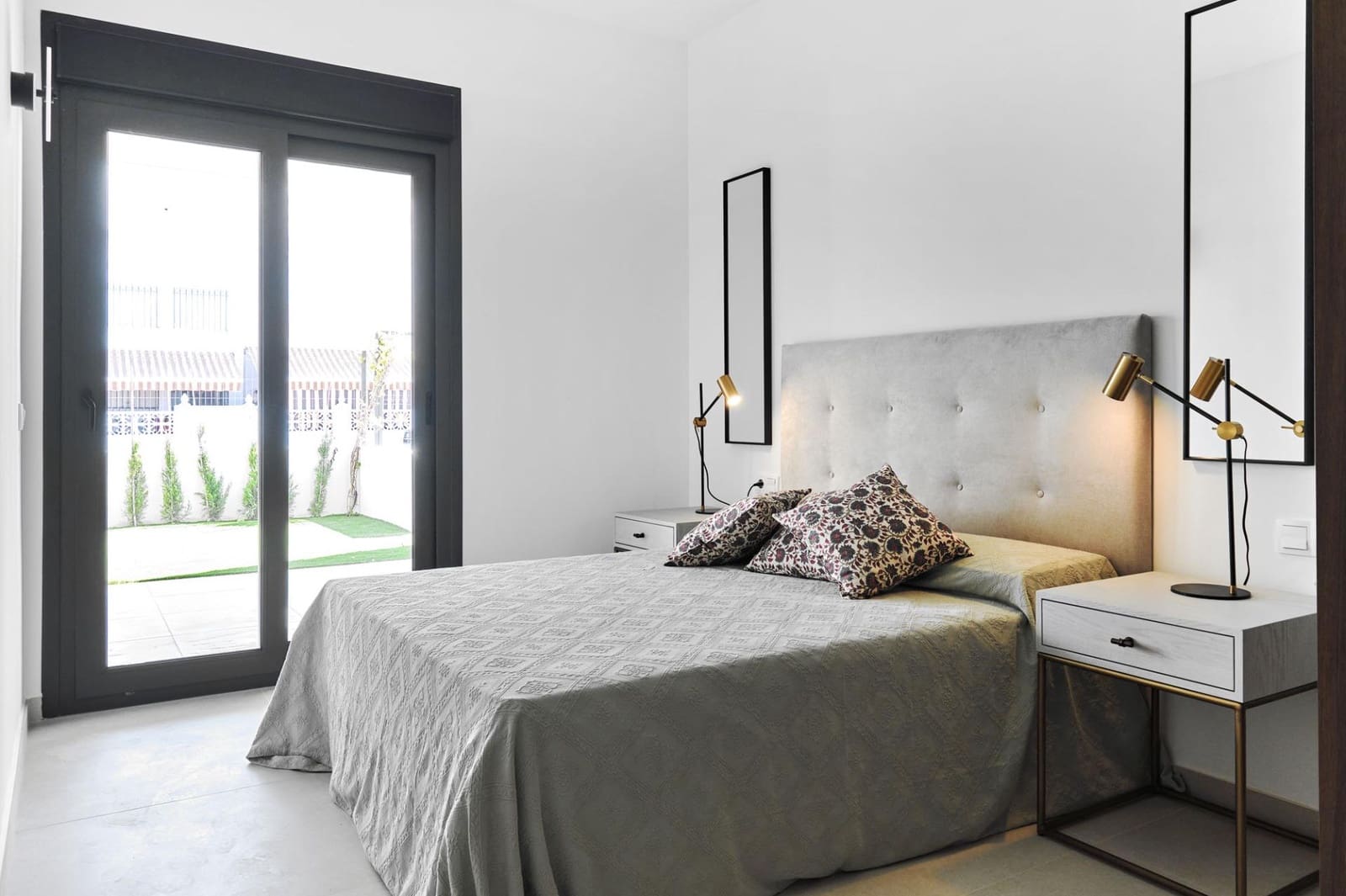 2 quarto Apartamento para venda em Torrevieja com piscina garagem - 380 000 € (Ref: 10020223)