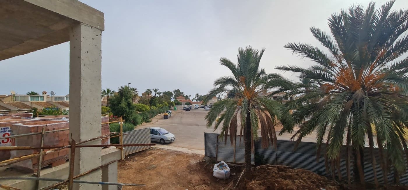 3 Zimmer Villa zu verkaufen in Estrella de Mar mit Pool Garage - 384.000 € (Ref: 10020234)