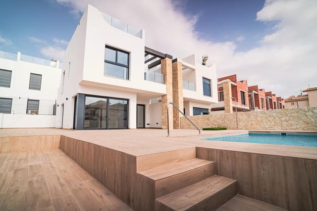 4 quarto Moradia para venda em Punta Prima, Orihuela com piscina garagem - 699 900 € (Ref: 10022039)