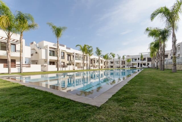 2 chambre Appartement à vendre à Los Balcones avec piscine - 320 000 € (Ref: 10026328)