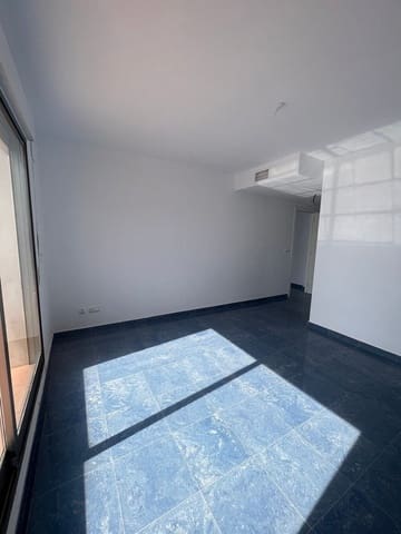 Apartamento de 3 habitaciones en Levante - Playa Fossa, Calpe / Calp en venta con piscina - 899.000 € (Ref: 10026329)