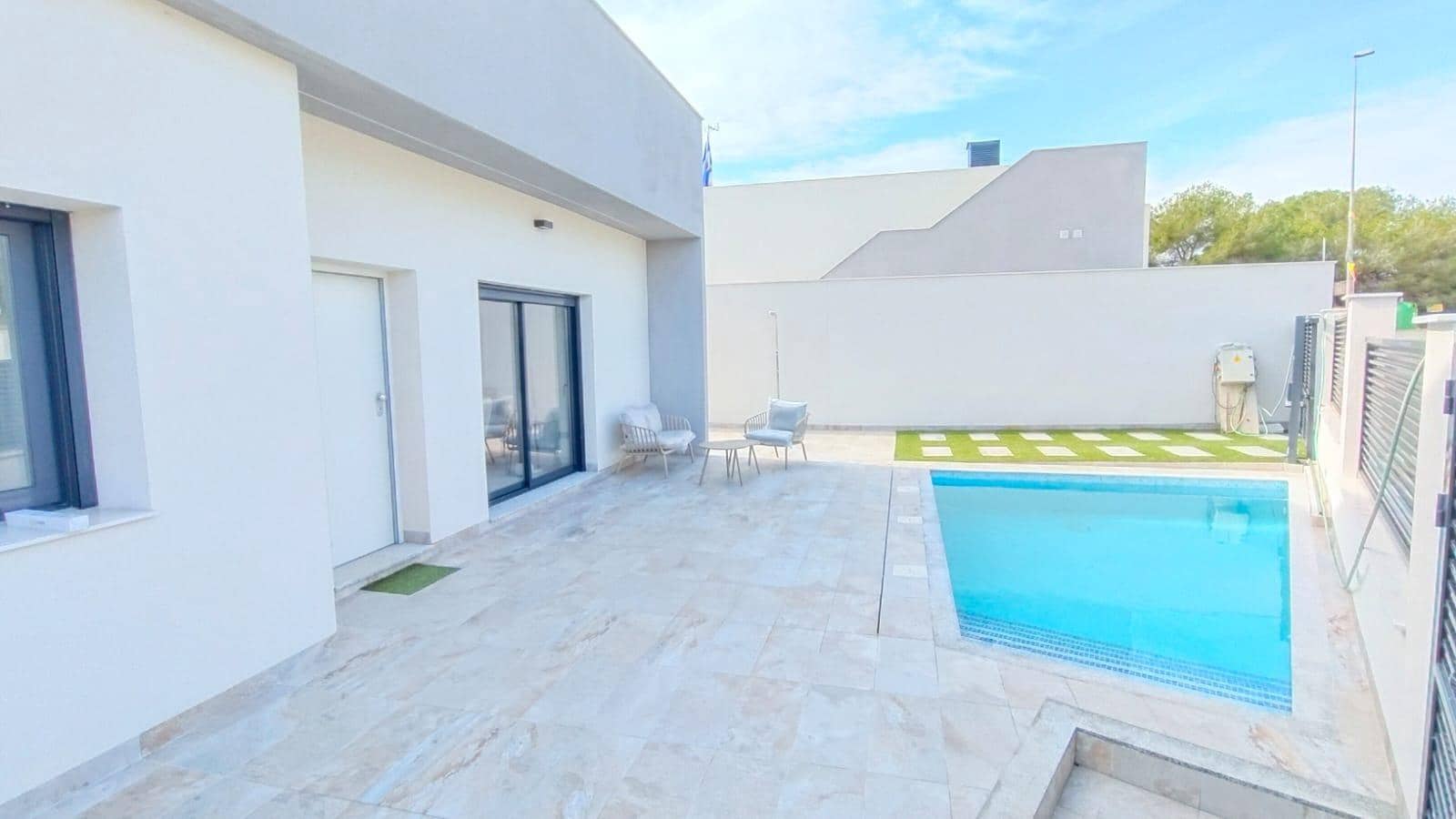 3 bedroom Villa for sale in Pinar de Campoverde with pool - € 422,500 (Ref: 10026336)