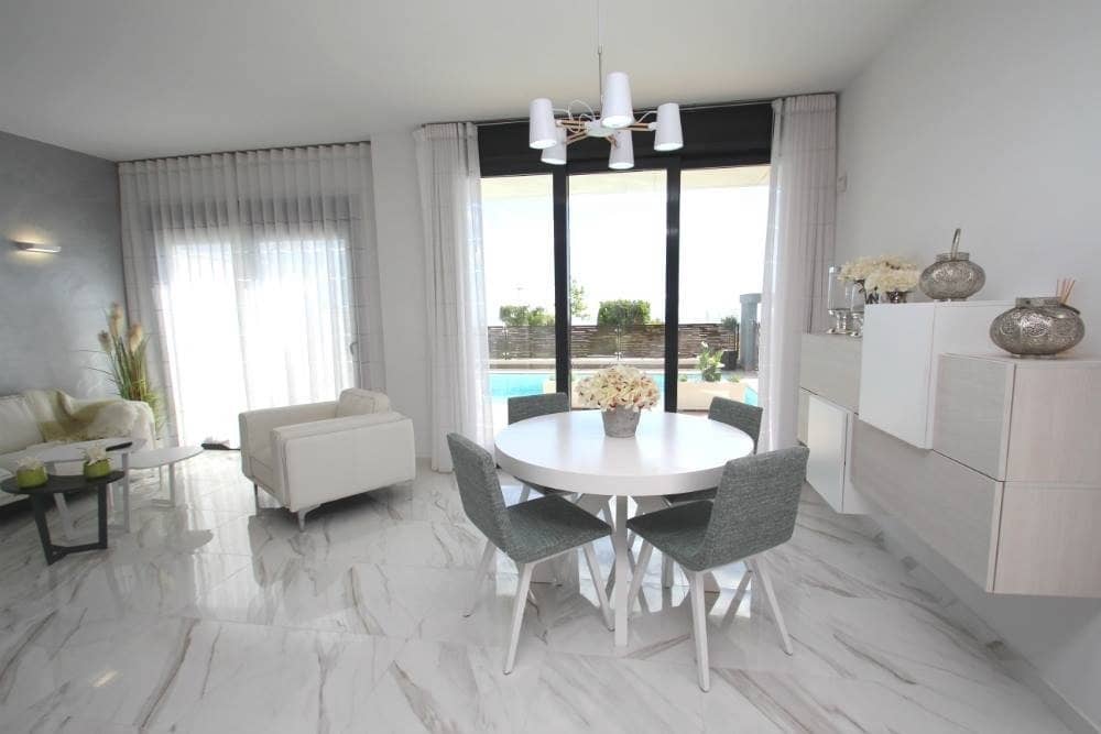 3 bedroom Villa for sale in San Miguel de Salinas with pool - € 630,000 (Ref: 10026339)