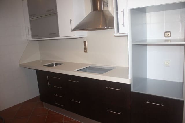 2 bedroom Semi-detached Villa for sale in Los Altos with pool - € 330,000 (Ref: 10026348)