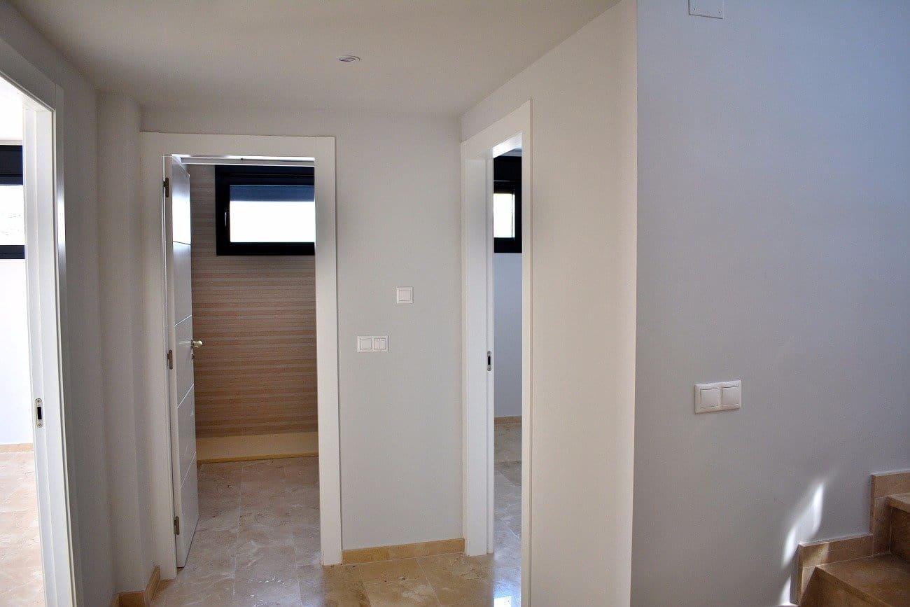 4 soverom Villa til salgs i Finestrat med svømmebasseng - € 790 000 (Ref: 10026374)
