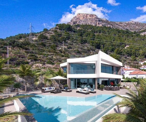 4 bedroom Villa for sale in Oltamar - Cucarres, Calpe / Calp with pool - € 1,850,000 (Ref: 10026377)