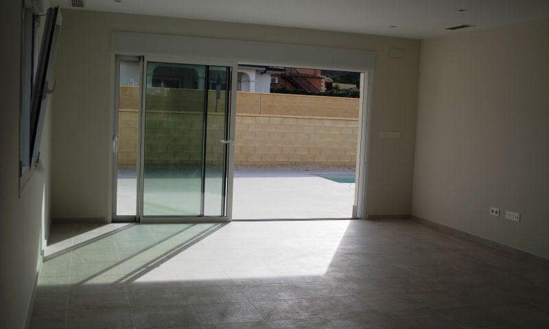 3 sovrum Villa till salu i La Romana med pool - 375 000 € (Ref: 10026388)