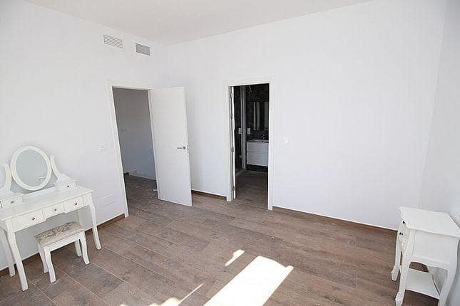 4 slaapkamer Villa te koop in Pinoso met zwembad - € 375.000 (Ref: 10026393)