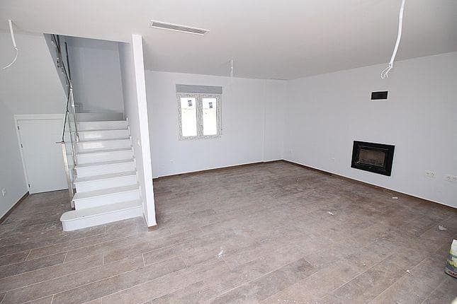 4 slaapkamer Villa te koop in Pinoso met zwembad - € 375.000 (Ref: 10026393)