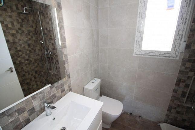 4 slaapkamer Villa te koop in Pinoso met zwembad - € 375.000 (Ref: 10026393)