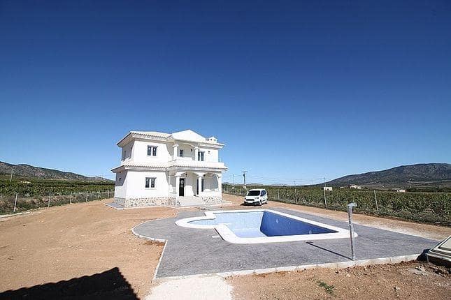 4 slaapkamer Villa te koop in Pinoso met zwembad - € 375.000 (Ref: 10026393)
