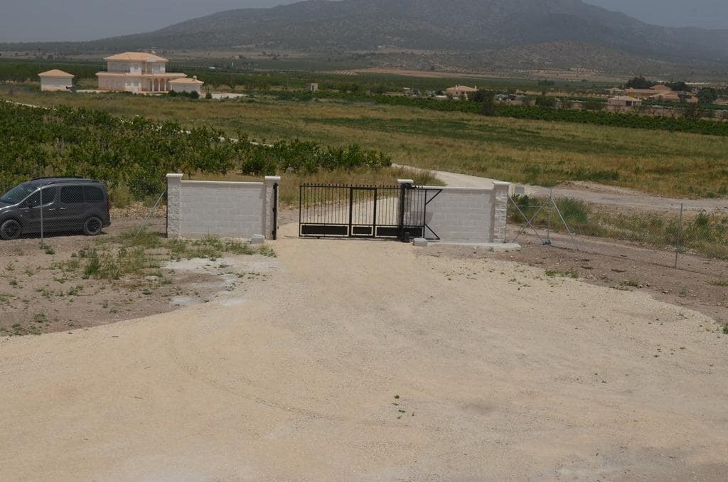 4 Zimmer Villa zu verkaufen in Pinoso mit Pool - 505.000 € (Ref: 10026396)
