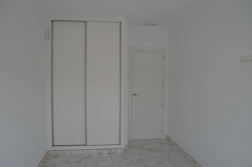 4 sypialnia Willa na sprzedaż w Pinoso z basenem - 505 000 € (Ref: 10026396)