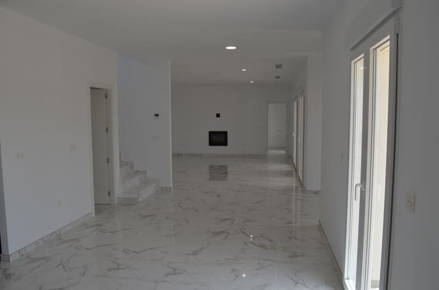 4 sovrum Villa till salu i Pinoso med pool - 505 000 € (Ref: 10026396)