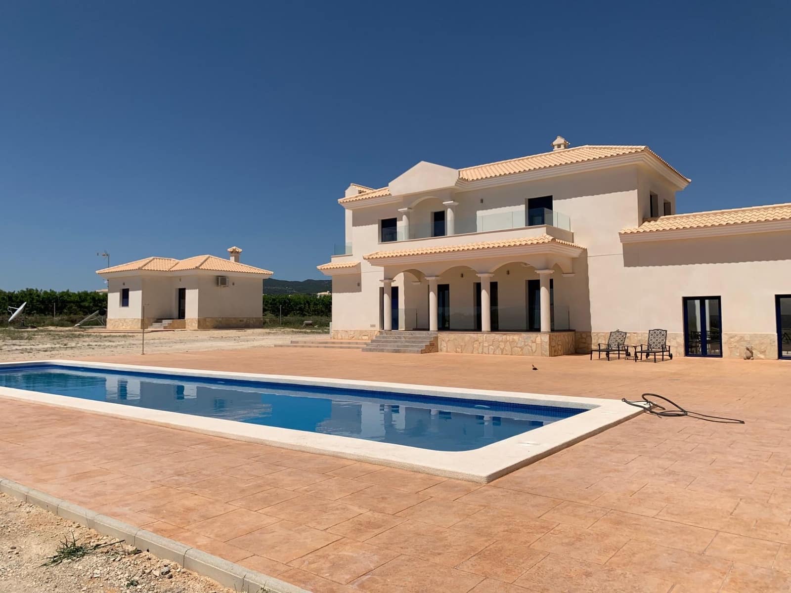 4 sovrum Villa till salu i Pinoso med pool - 547 000 € (Ref: 10026397)