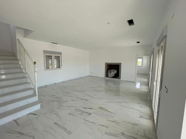 6 quarto Moradia para venda em Pinoso com piscina - 611 000 € (Ref: 10026398)