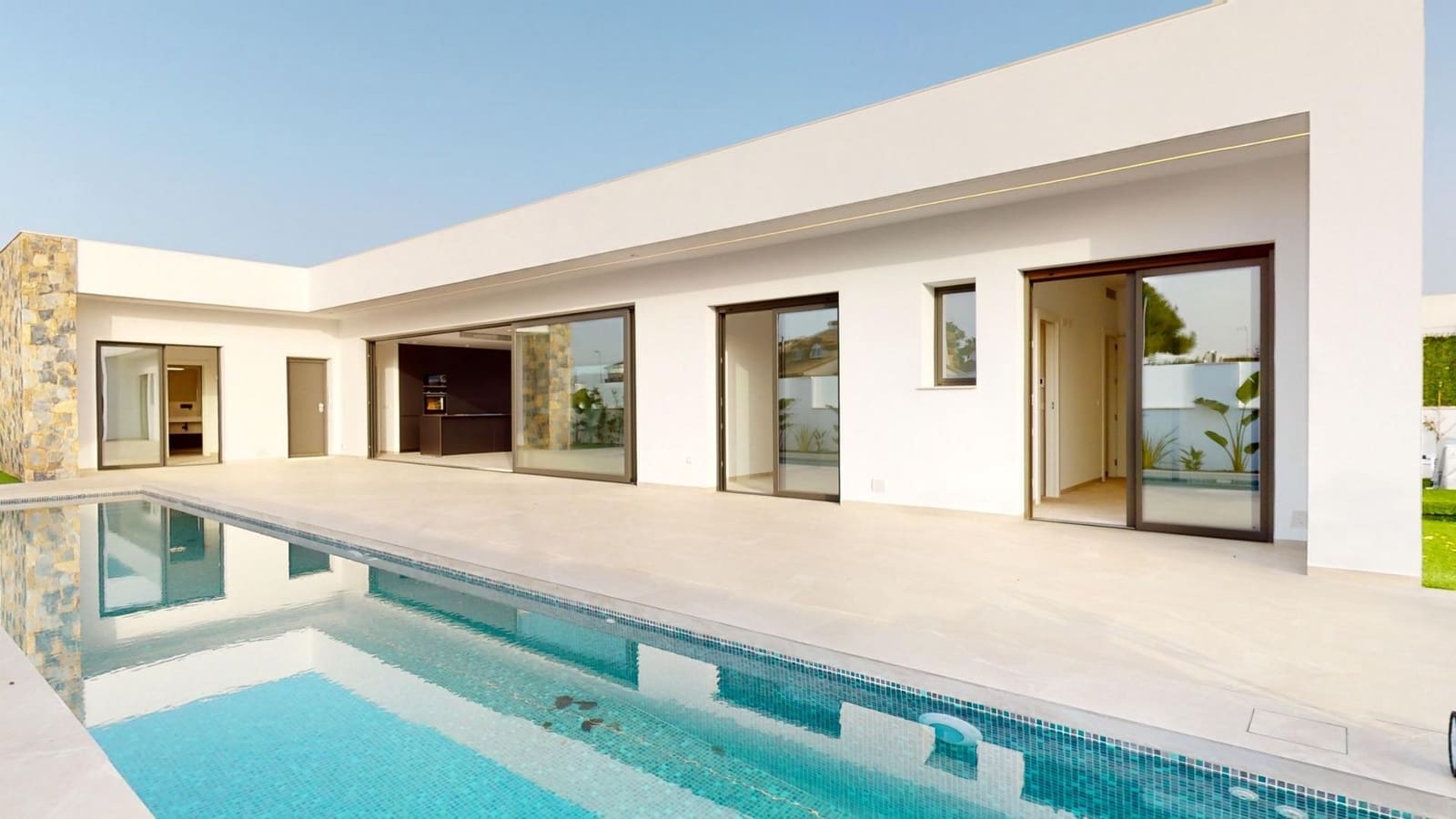 3 Zimmer Villa zu verkaufen in Los Alcazares mit Pool - 719.900 € (Ref: 10026428)