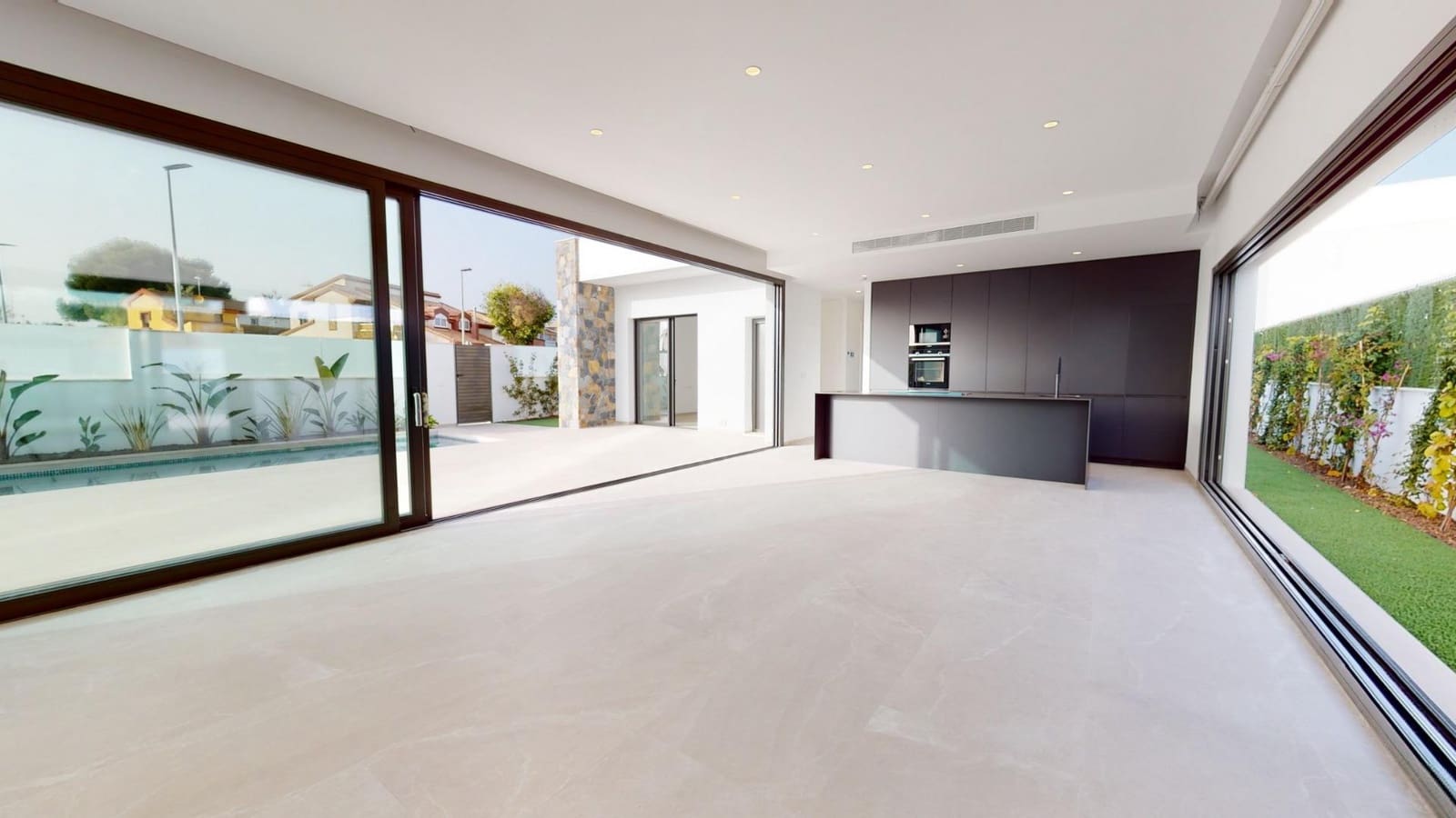 3 Zimmer Villa zu verkaufen in Los Alcazares mit Pool - 719.900 € (Ref: 10026428)
