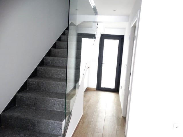 3 soverom Villa til salgs i Pilar de la Horadada ciudad, Pilar de la Horadada med svømmebasseng - € 425 000 (Ref: 10026785)