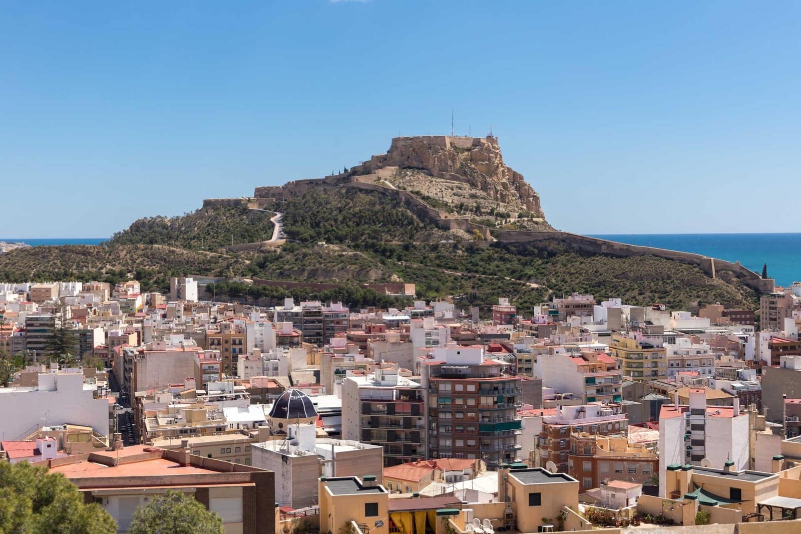 2 quarto Apartamento para venda em Alicante cidade - 234 900 € (Ref: 10030090)