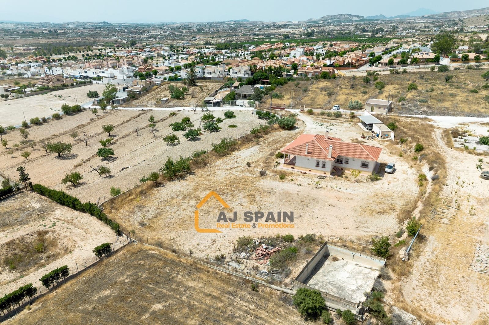 4 slaapkamer Finca/Landhuis te koop in Fortuna - € 319.000 (Ref: 10040148)