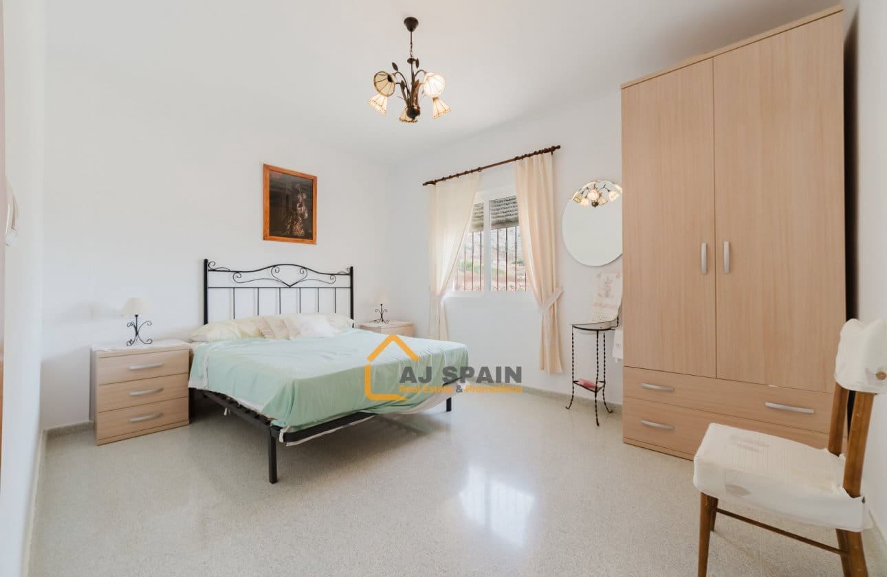 4 bedroom Finca/Country House for sale in Fortuna - € 319,000 (Ref: 10040148)
