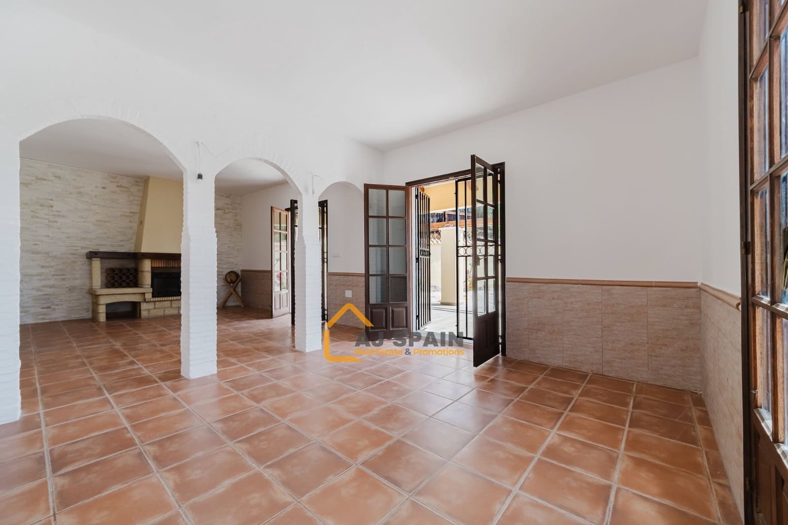 5 bedroom Finca/Country House for sale in Barinas with pool - € 472,000 (Ref: 10040212)