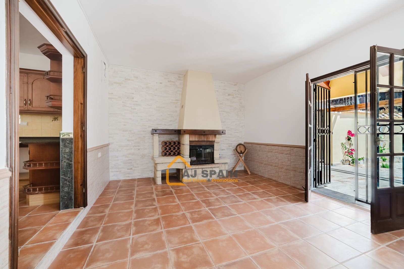 5 bedroom Finca/Country House for sale in Barinas with pool - € 472,000 (Ref: 10040212)