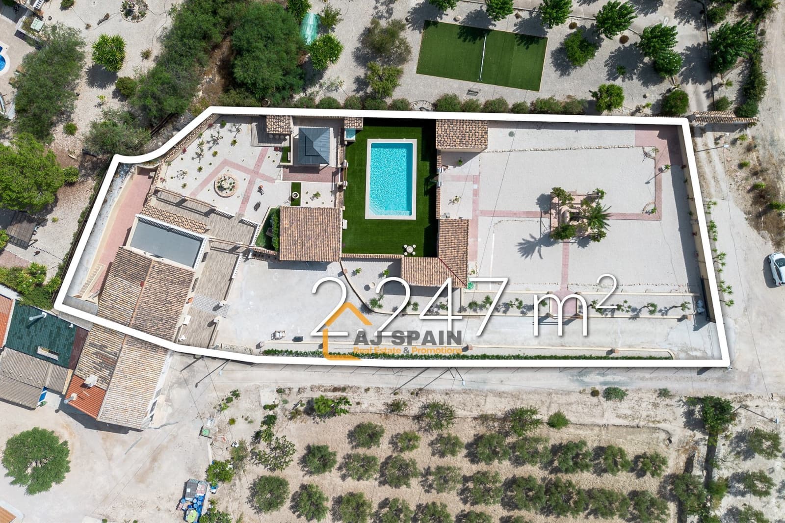 5 bedroom Finca/Country House for sale in Barinas with pool - € 472,000 (Ref: 10040212)