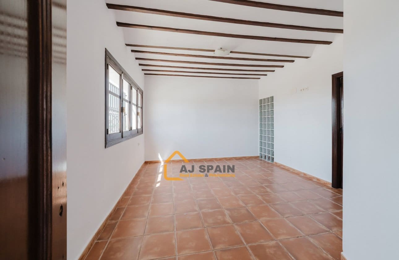 5 bedroom Finca/Country House for sale in Barinas with pool garage - € 472,000 (Ref: 10040212)