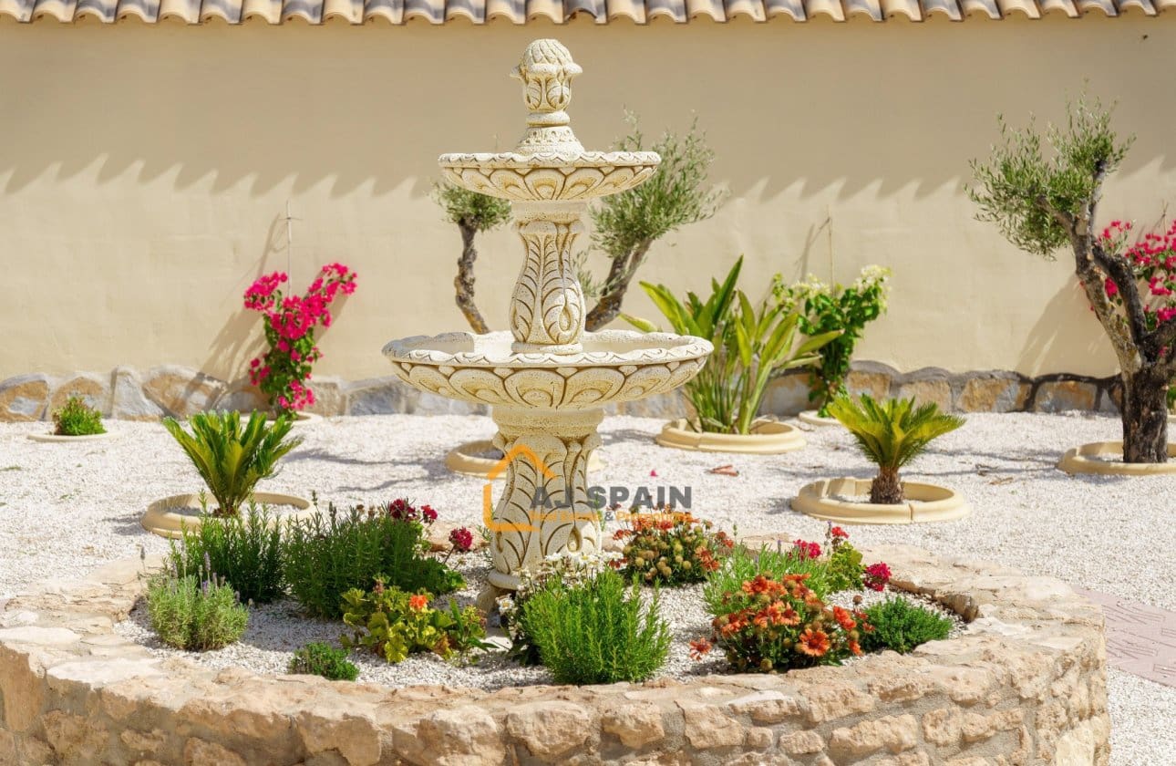 5 bedroom Finca/Country House for sale in Barinas with pool garage - € 472,000 (Ref: 10040212)
