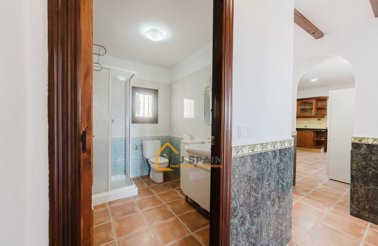 5 bedroom Finca/Country House for sale in Barinas with pool garage - € 472,000 (Ref: 10040212)