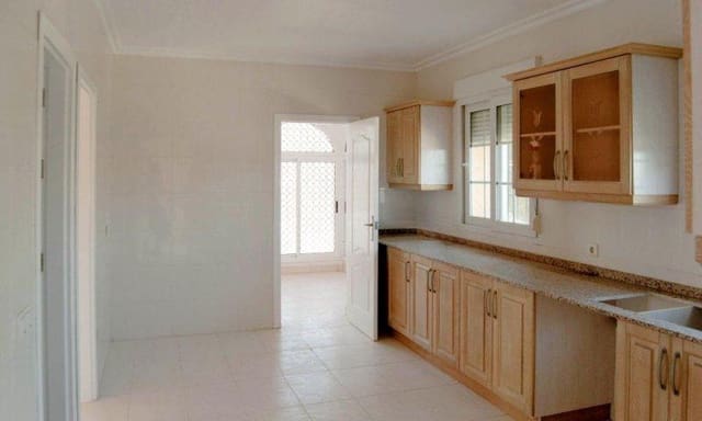 3 bedroom Villa for sale in La Manga del Mar Menor with pool - € 780,000 (Ref: 10047907)