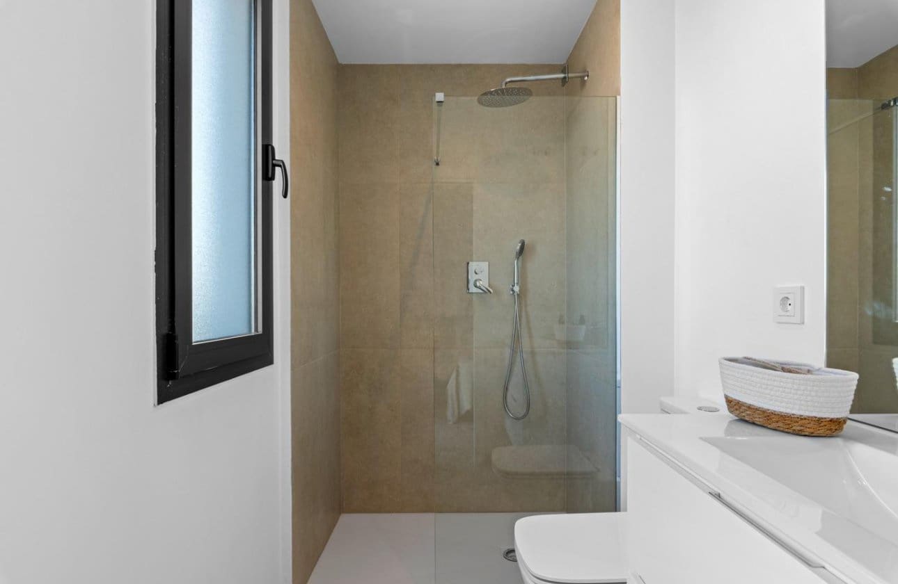 2 bedroom Apartment for sale in Mar de Cristal with pool garage - € 358,000 (Ref: 10047968)